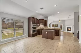 4905 Westlake Dr, Garland, TX 75043 - Photo 9