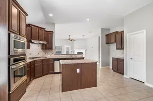 4905 Westlake Dr, Garland, TX 75043 - Photo 3