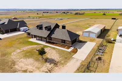 186 County Road 4430, Rhome, TX 76078 - Photo 3