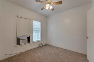 107 N Shawnee St, Ennis, TX 75119 - Photo 15