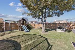 1421 Heather Ridge Dr, Lancaster, TX 75146 - Photo 19