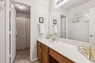 1421 Heather Ridge Dr, Lancaster, TX 75146 - Photo 17