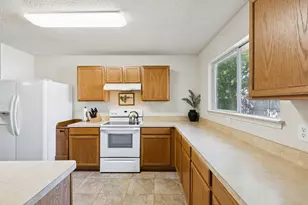 536 Del Mar Dr, Ponder, TX 76259 - Photo 13