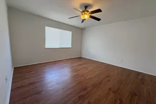 7226 Little Canyon Rd, Dallas, TX 75249 - Photo 17