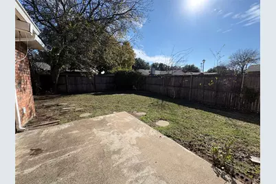 7226 Little Canyon Road, Dallas, TX 75249 - Photo 27