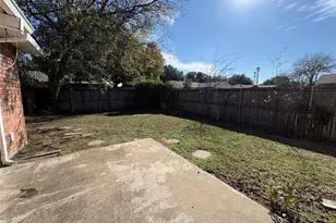 7226 Little Canyon Rd, Dallas, TX 75249 - Photo 27