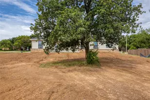 232 Prairie St, Jacksboro, TX 76458 - Photo 29