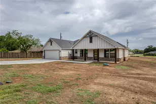232 Prairie St, Jacksboro, TX 76458 - Photo 3