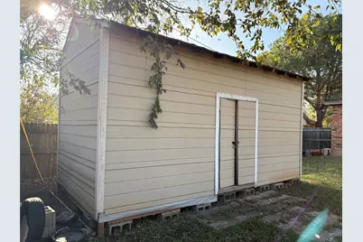 1411 Clearfield Drive, Cleburne, TX 76033 - Photo 5