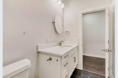 713 S Willomet Avenue, Dallas, TX 75208 - Photo 23