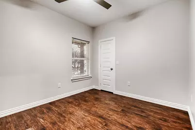 713 S Willomet Avenue, Dallas, TX 75208 - Photo 13