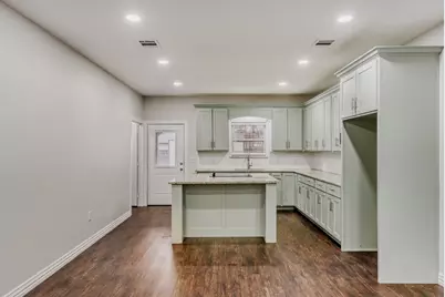 713 S Willomet Avenue, Dallas, TX 75208 - Photo 11