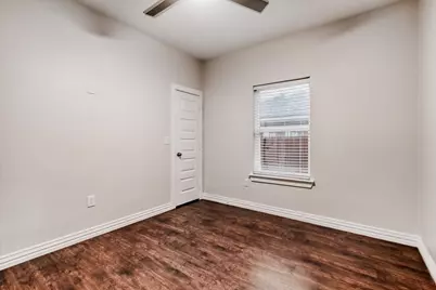 713 S Willomet Avenue, Dallas, TX 75208 - Photo 15