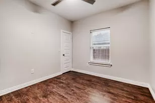 713 S Willomet Ave, Dallas, TX 75208 - Photo 15