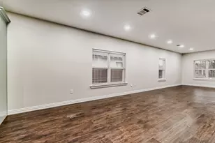 713 S Willomet Ave, Dallas, TX 75208 - Photo 5