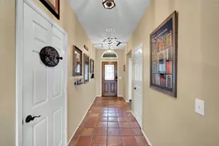 10620 Donnis Dr, Fort Worth, TX 76244 - Photo 5