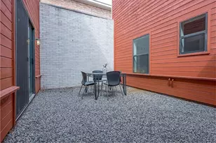 1727 N Fitzhugh Ave, Dallas, TX 75204 - Photo 11