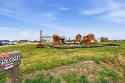 9510 Swafford Road, Justin, TX 76247 - Photo 27