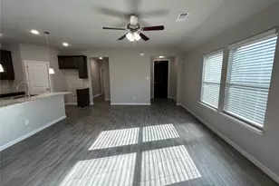 505 Reatta Dr, Justin, TX 76247 - Photo 5