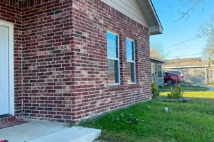 1213 Hemphill St, Greenville, TX 75401 - Photo 15