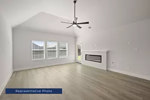 209 Tradd St, Glenn Heights, TX 75154 - Photo 3