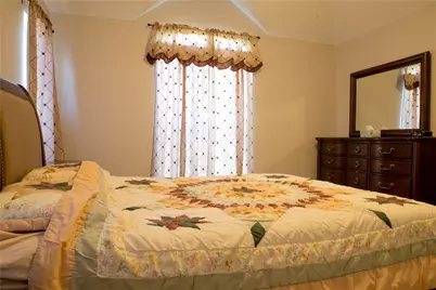 2021 Reddenson Drive, Carrollton, TX 75010 - Photo 19