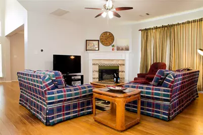 2021 Reddenson Drive, Carrollton, TX 75010 - Photo 15