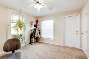 127 Boyce 3rd St, Waxahachie, TX 75165 - Photo 9