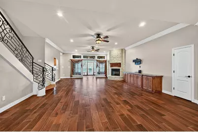 3809 Sumner Court, Sherman, TX 75090 - Photo 7