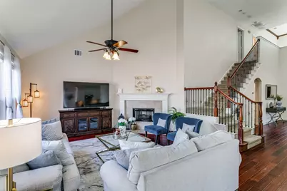 1201 Valley Vista Drive, Irving, TX 75063 - Photo 5