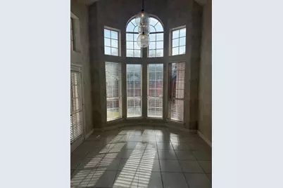 117 Saint James Road, Irving, TX 75063 - Photo 11