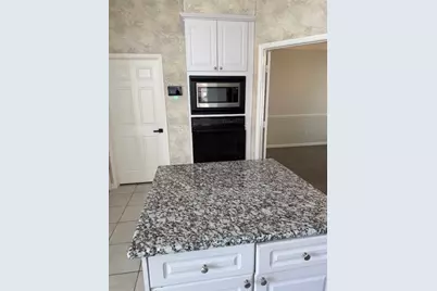 117 Saint James Road, Irving, TX 75063 - Photo 23