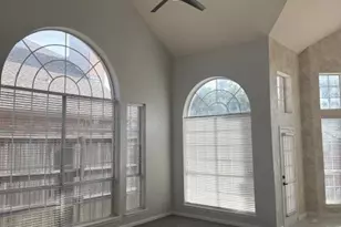 117 St James Rd, Irving, TX 75063 - Photo 5