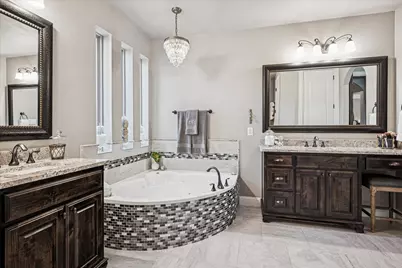 2880 Redfern Drive, Trophy Club, TX 76262 - Photo 19