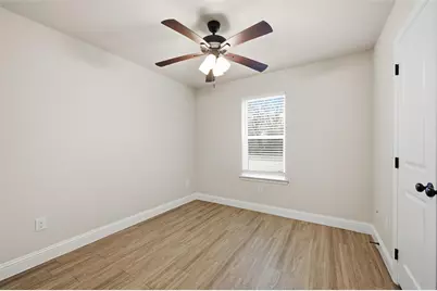 230 E Johnson Street, Denison, TX 75021 - Photo 17