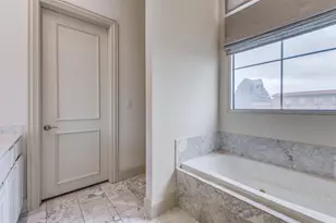 3535 Gillespie St, Dallas, TX 75219 - Photo 9