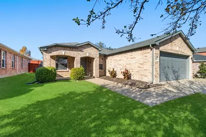 1624 Lionheart Drive, Little Elm, TX 75036 - Photo 3