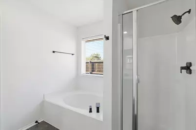 215 Willow Creek Lane, Terrell, TX 75160 - Photo 13