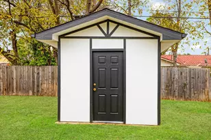 916 Kelley Dr, Everman, TX 76140 - Photo 23