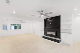 916 Kelley Dr, Everman, TX 76140 - Photo 5