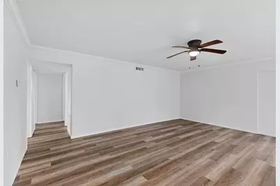 5516 Laredo Lane, Garland, TX 75043 - Photo 13