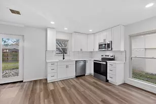 5516 Laredo Ln, Garland, TX 75043 - Photo 9