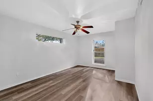 5516 Laredo Ln, Garland, TX 75043 - Photo 17