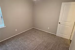 831 Netherland Dr, Arlington, TX 76017 - Photo 15