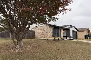 831 Netherland Dr, Arlington, TX 76017 - Photo 1