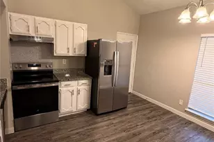 831 Netherland Dr, Arlington, TX 76017 - Photo 9