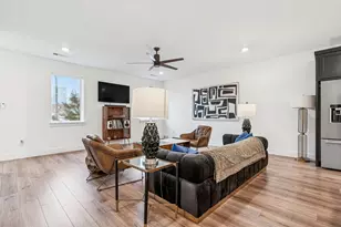 1545 Cosette Dr, Dallas, TX 75215 - Photo 5