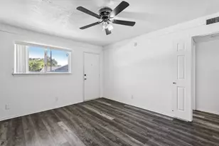 5014 Les Chateaux Dr, Dallas, TX 75235 - Photo 15