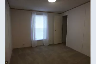 422 Hutchinson Street, Bowie, TX 76230 - Photo 15