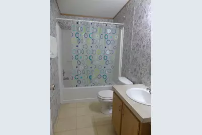 422 Hutchinson Street, Bowie, TX 76230 - Photo 17